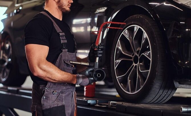 How Much Does a Wheel Alignment Cost in the UK? Let’s Find Out How Much Does a Wheel Alignment Cost in the UK? Let’s Find Out