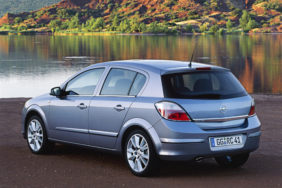 opel_astra_1_4_cosmo_large_14192.jpg