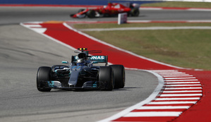 Apesar de ter perdido a liderança na partida Hamilton acabou por alcançar uma vitória folgada