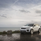 Land Rover revela facelift do Evoque