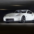 Nissan anuncia atualizações do 370Z Nismo e preços do GT-R Track Edition