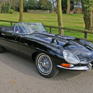 E-Type original restaurado deverá render milhares de euros em leilão