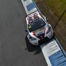 Tiago Monteiro obrigado a desistir na primeira corrida