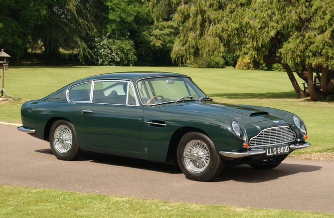 Aston Martin DB6 Aston Martin DB6