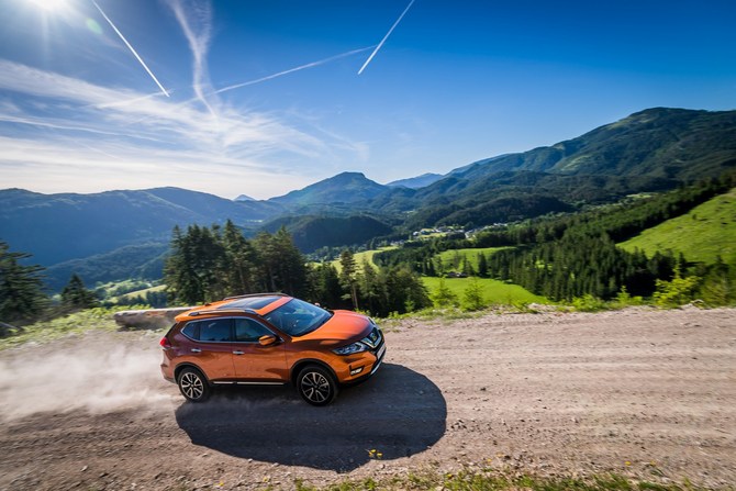 Nissan X-Trail 2.0dCi XTRONIC 4x4-i Tekna Nissan X-Trail 2.0dCi XTRONIC 4x4-i Tekna