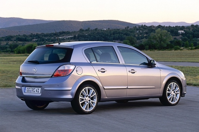 Opel Astra 1.8 ECOTEC Automatic Opel Astra 1.8 ECOTEC Automatic