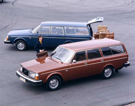 Volvo 245 GLE Estate Automatic Volvo 245 GLE Estate Automatic