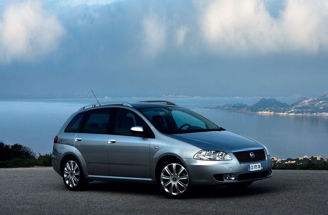 Fiat Croma 1.9 Multijet 16v Automatic Fiat Croma 1.9 Multijet 16v Automatic