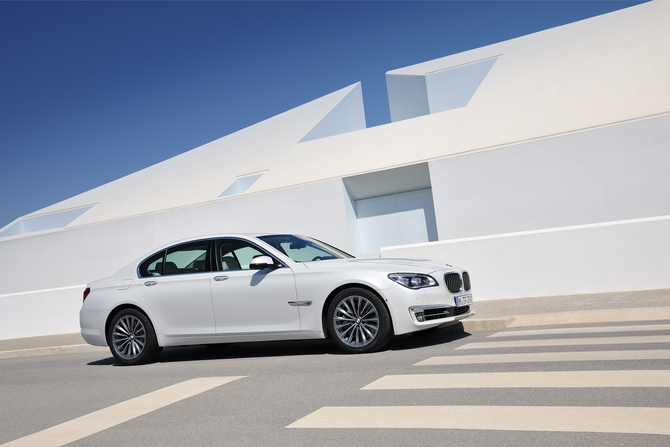 BMW 740i BMW 740i