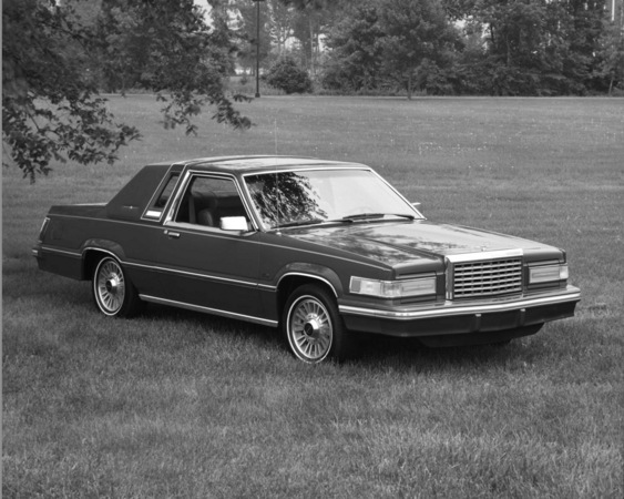 Ford Thunderbird V6 Ford Thunderbird V6