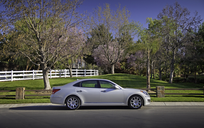 Hyundai Equus Ultimate (USA) Hyundai Equus Ultimate (USA)