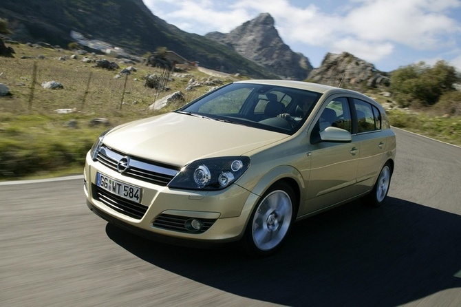 Opel Astra 1.7 CDTI ECOTEC Opel Astra 1.7 CDTI ECOTEC