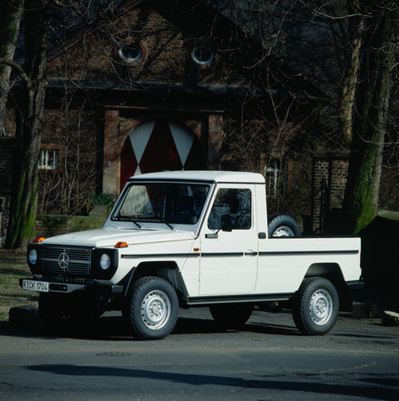 Mercedes-Benz 230 GE Lang Pick-up Mercedes-Benz 230 GE Lang Pick-up