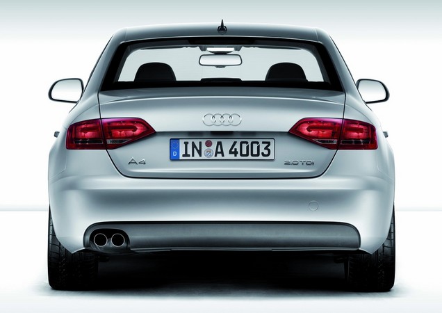 Audi A4 2.0 TDI 143cv multitronic FPD Audi A4 2.0 TDI 143cv multitronic FPD