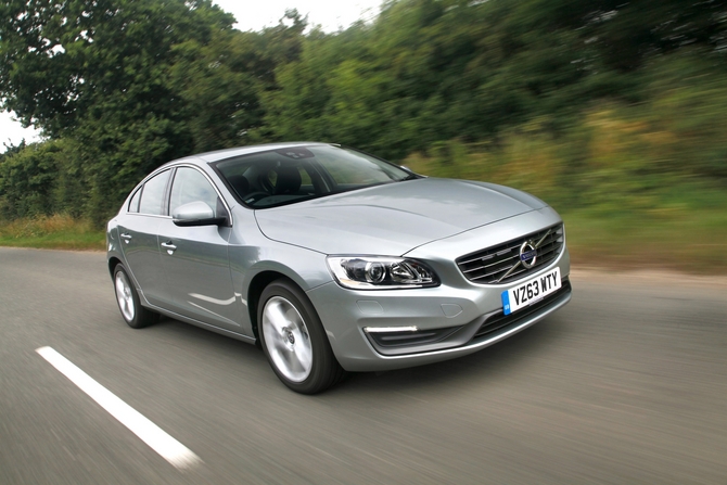 Volvo S60 D2 Momentum Eco Volvo S60 D2 Momentum Eco