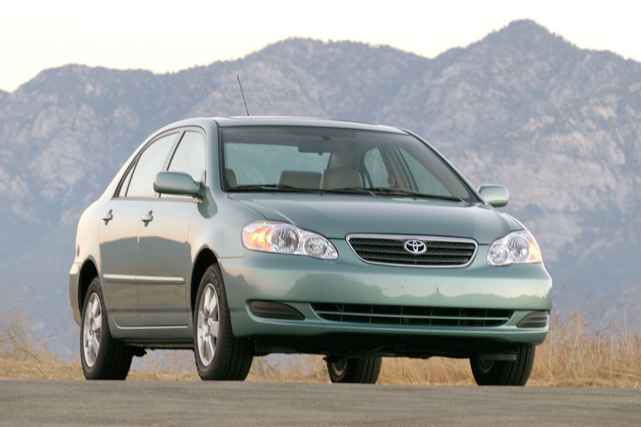 Toyota Corolla Sedan 1.4 VVT-i Luna