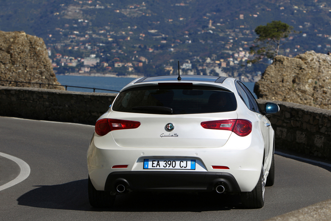 Alfa Romeo Giulietta (modern) Alfa Romeo Giulietta (modern)