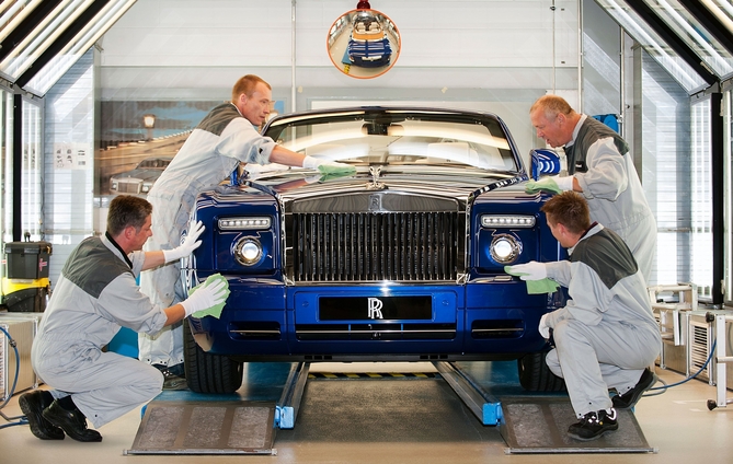 Rolls-Royce Phantom Drophead Coupé Masterpiece Rolls-Royce Phantom Drophead Coupé Masterpiece