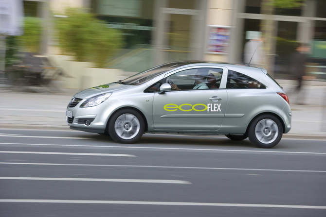 Opel Corsa 1.3 CDTI DPF 75cv Enjoy ecoFLEX Opel Corsa 1.3 CDTI DPF 75cv Enjoy ecoFLEX