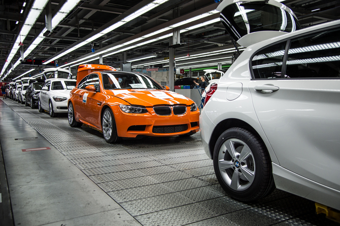 Foram produzidos cerca de 66 mil carros nas diferentes variantes Foram produzidos cerca de 66 mil carros nas diferentes variantes