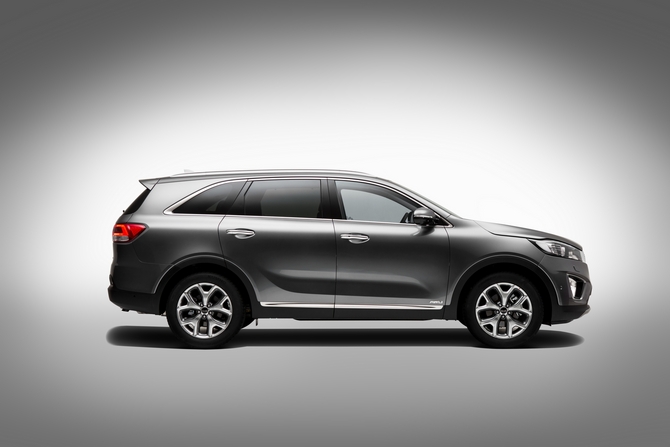 The new SUV model will be longer, wider, lower and will have a longer wheelbase The new SUV model will be longer, wider, lower and will have a longer wheelbase