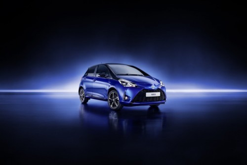 Design of the Toyota Yaris has been revised on the front, rear and interior Design of the Toyota Yaris has been revised on the front, rear and interior
