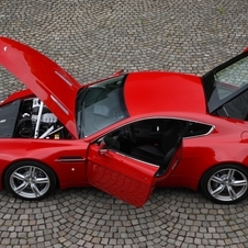Aston Martin V8 Vantage 4.3 Coupe