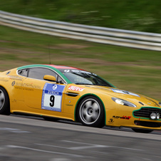 Aston Martin V8 Vantage N24
