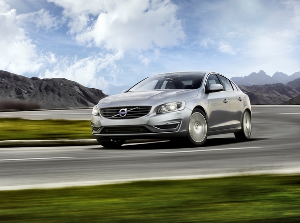 Volvo S60 D4 Momentum S/S Powershift Volvo S60 D4 Momentum S/S Powershift