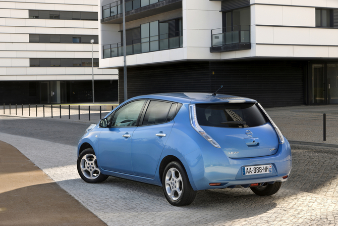 Nissan Making Big Push for Electric Vehicles in Europe Nissan Making Big Push for Electric Vehicles in Europe