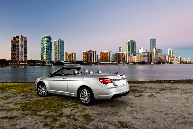 Chrysler 200 Convertible 3.6 V6 Chrysler 200 Convertible 3.6 V6