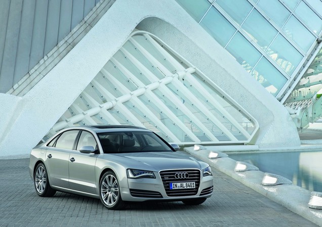 Audi A8 L 3.0 TDI quattro SE Executive Audi A8 L 3.0 TDI quattro SE Executive