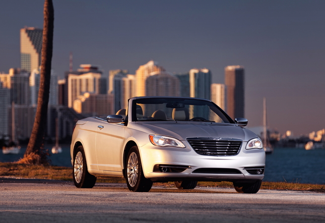 Chrysler 200 Convertible 3.6 V6 Chrysler 200 Convertible 3.6 V6