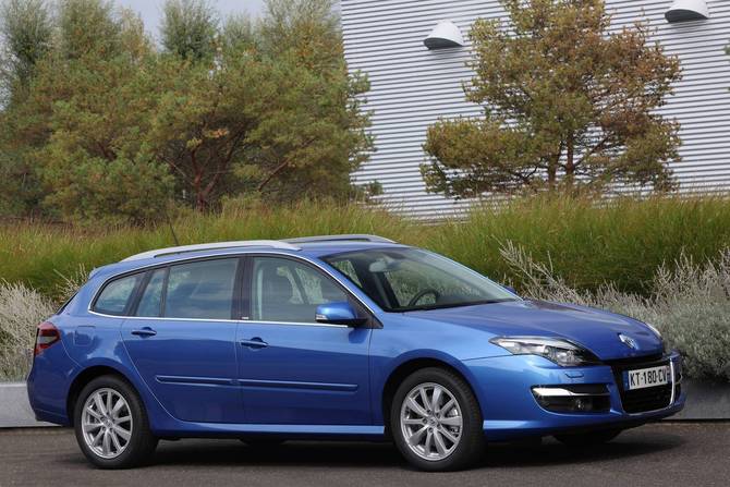 Renault Laguna Sports Tourer dCi 175 FAP GT Automatic Renault Laguna Sports Tourer dCi 175 FAP GT Automatic