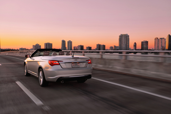 Chrysler 200 Convertible 3.6 V6 Chrysler 200 Convertible 3.6 V6