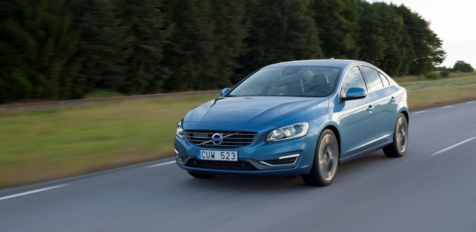Volvo S60 D5 Summum Volvo S60 D5 Summum