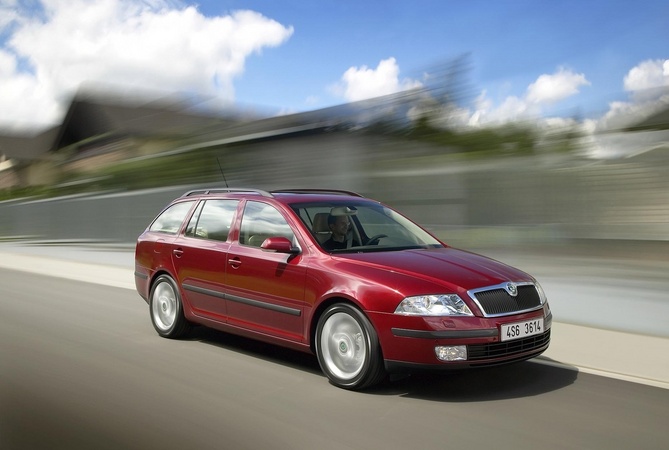 Skoda Octavia Combi 1.6 FSI Tiptronic Skoda Octavia Combi 1.6 FSI Tiptronic