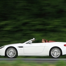 Aston Martin V8 Vantage Roadster