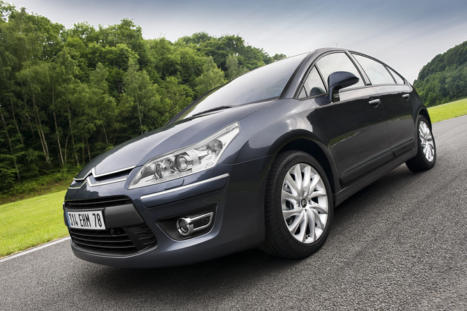 Citroën C4 1.6i VTi 120cv VTR Pack Citroën C4 1.6i VTi 120cv VTR Pack