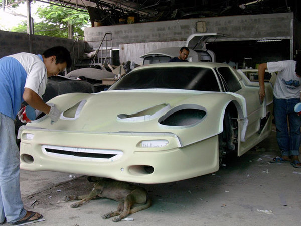 Counterfeit Car Maker Cranks Out Porsches and Fauxraris Counterfeit Car Maker Cranks Out Porsches and Fauxraris