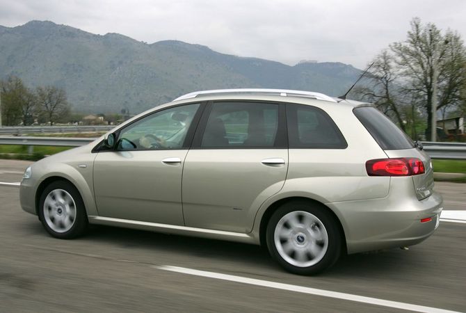 Fiat Croma 1.9 Multijet 16v Fiat Croma 1.9 Multijet 16v