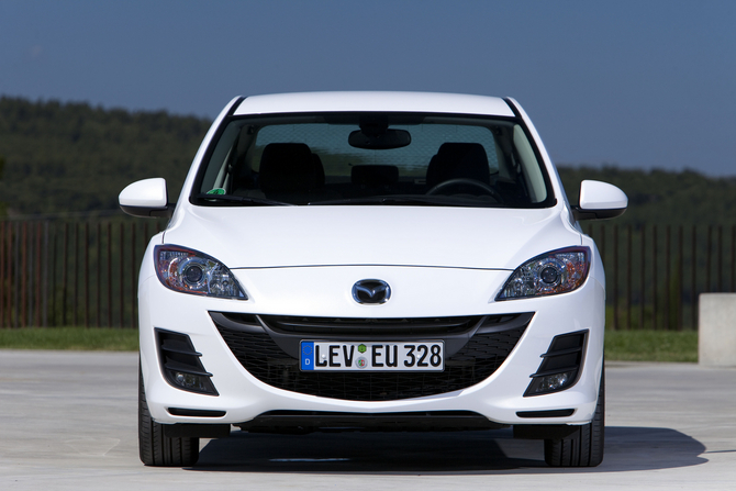 Mazda 3 CS MZ-CD 1.6 Comfort Mazda 3 CS MZ-CD 1.6 Comfort