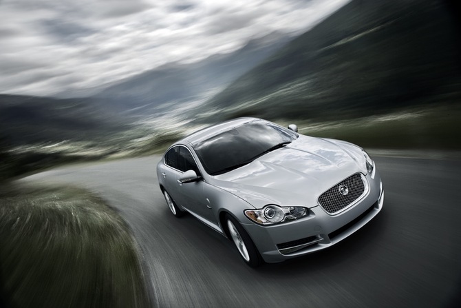 Jaguar XF 3.0D V6 211cv Luxury Jaguar XF 3.0D V6 211cv Luxury