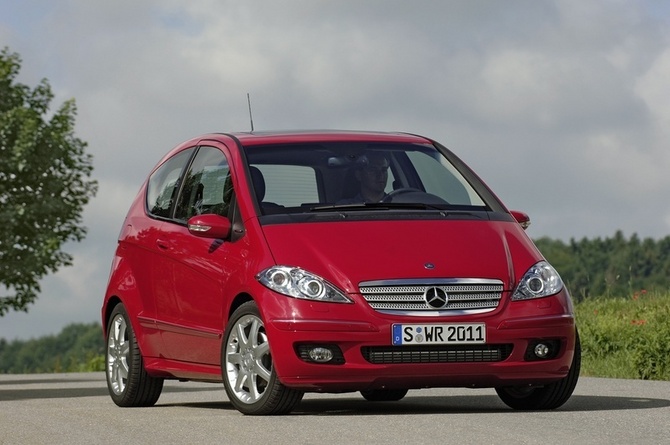 Mercedes-Benz A 200 TURBO Mercedes-Benz A 200 TURBO