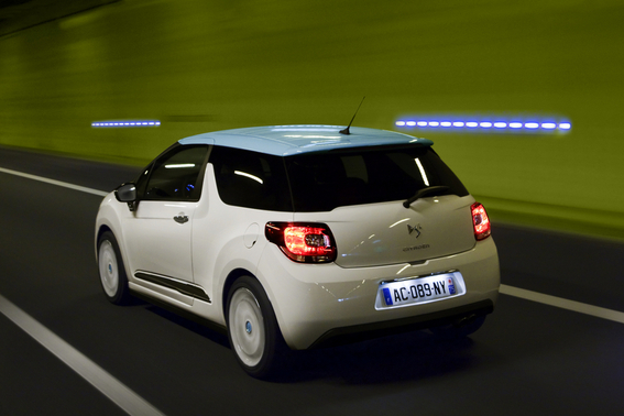Citroën DS3 1.2 VTi CVM So Chic Citroën DS3 1.2 VTi CVM So Chic