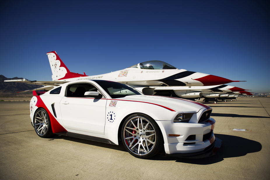 Ford U.S. Air Force Thunderbirds Edition Ford U.S. Air Force Thunderbirds Edition