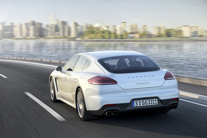 Porsche Panamera S E-Hybrid Porsche Panamera S E-Hybrid