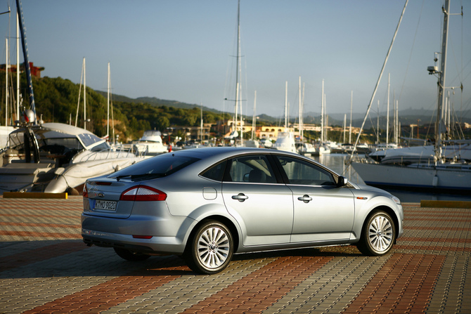 Ford Mondeo Saloon 1.6 Ford Mondeo Saloon 1.6