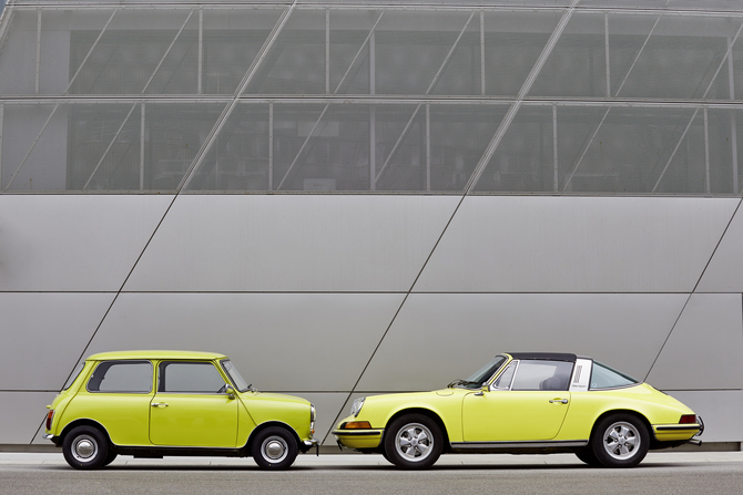 O Mini Cooper S também foi apresentado em 1963 O Mini Cooper S também foi apresentado em 1963