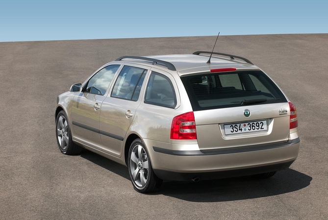 Skoda Octavia Combi 2.0 TDI-PD Skoda Octavia Combi 2.0 TDI-PD